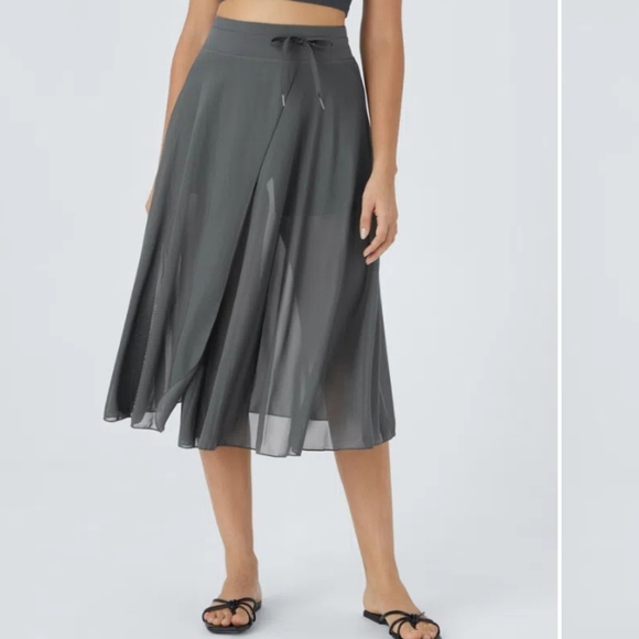 HALARA Women's Gray Midi Faux Wrap Skort. Size XL - Picture 2 of 14